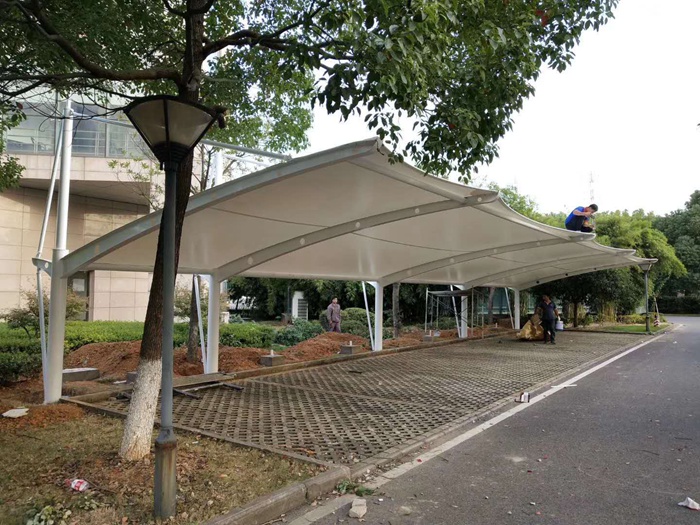 沌口随岳高速管理站景观车棚